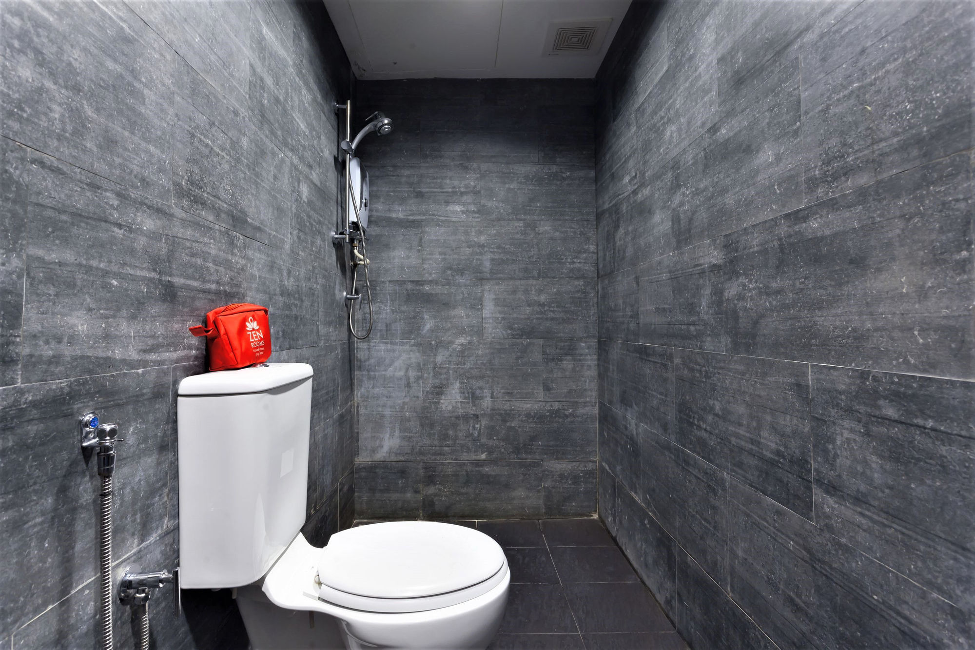 Zen Rooms Basic Near Ktm Sentul Kuala Lumpur Dış mekan fotoğraf